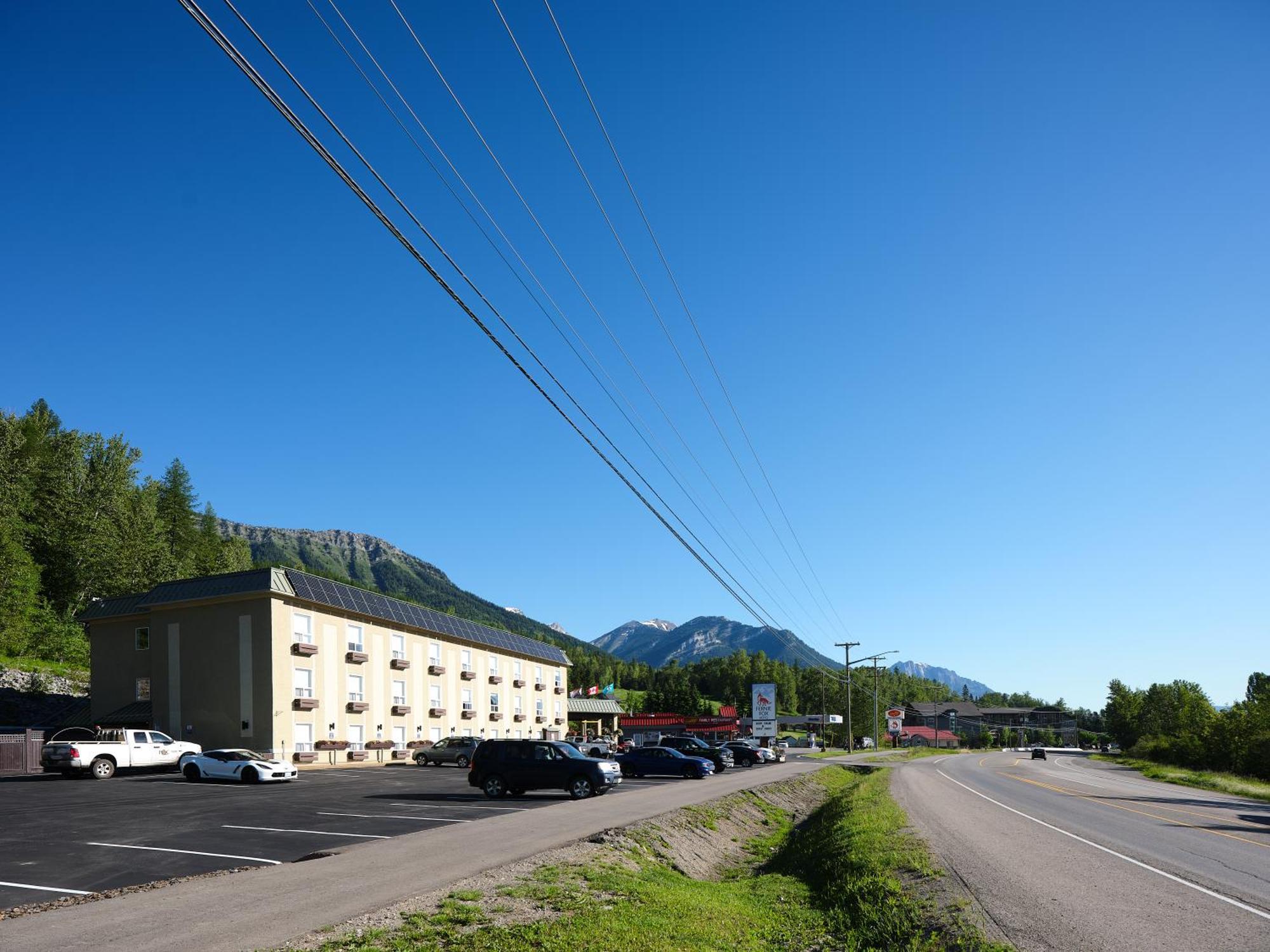 Fernie Fox Hotel Exterior foto