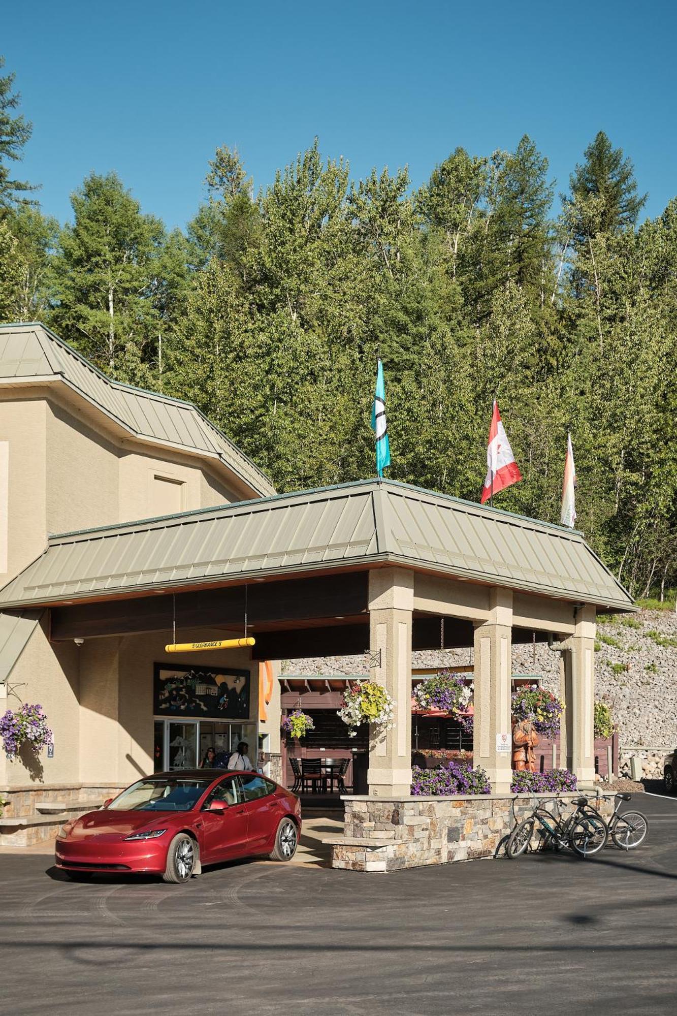 Fernie Fox Hotel Exterior foto